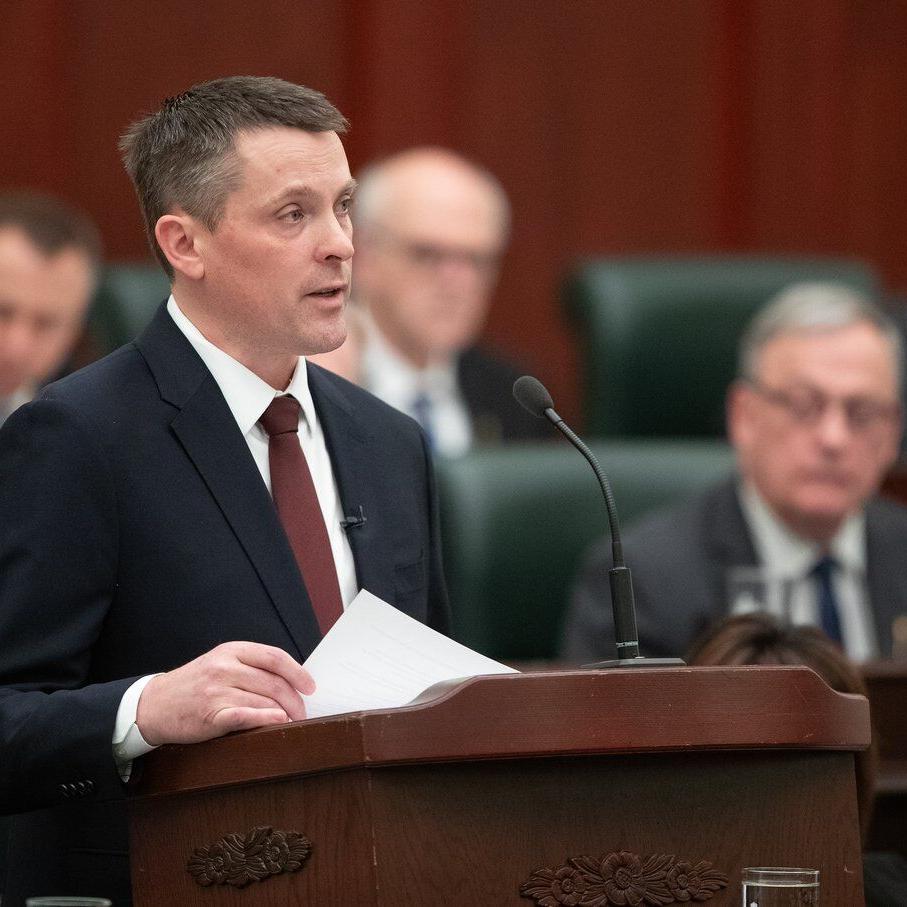 Alberta's Smith disappointed federal pension plan report offers no estimate of share